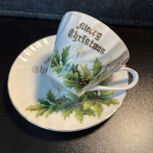 Rare Vintage Norcrest Merry Christmas Tea‎ Cup & Saucer See Description